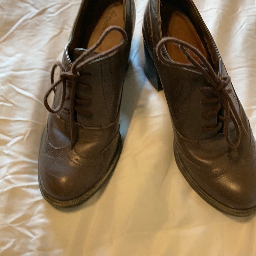 Women’s shoes